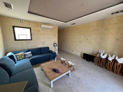 Gozo - Qala Top Floor Apartment