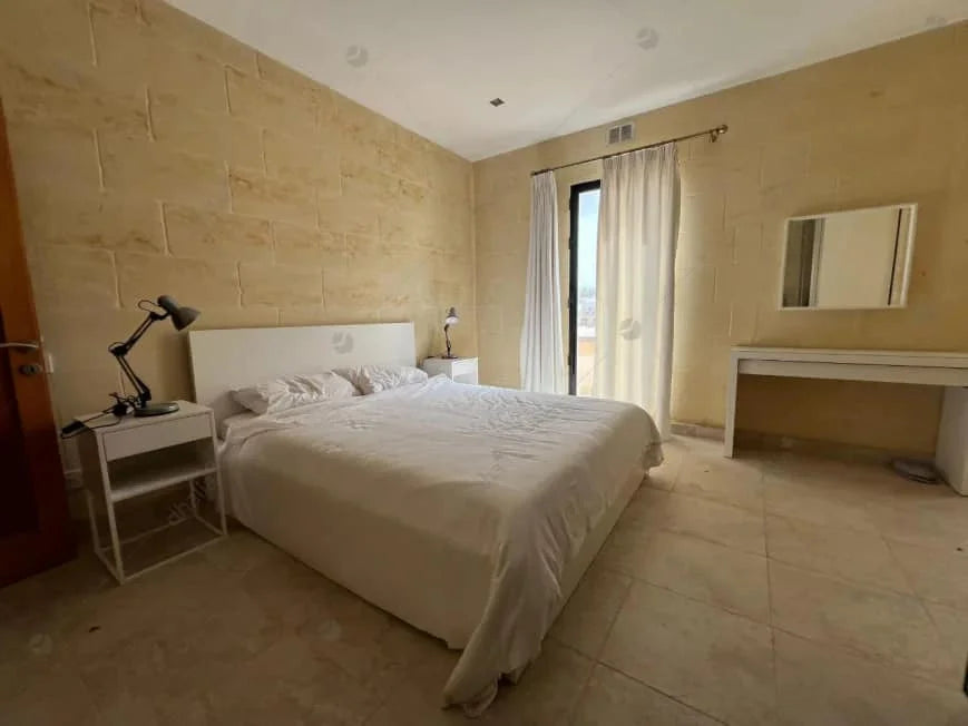 Gozo - Qala Top Floor Apartment