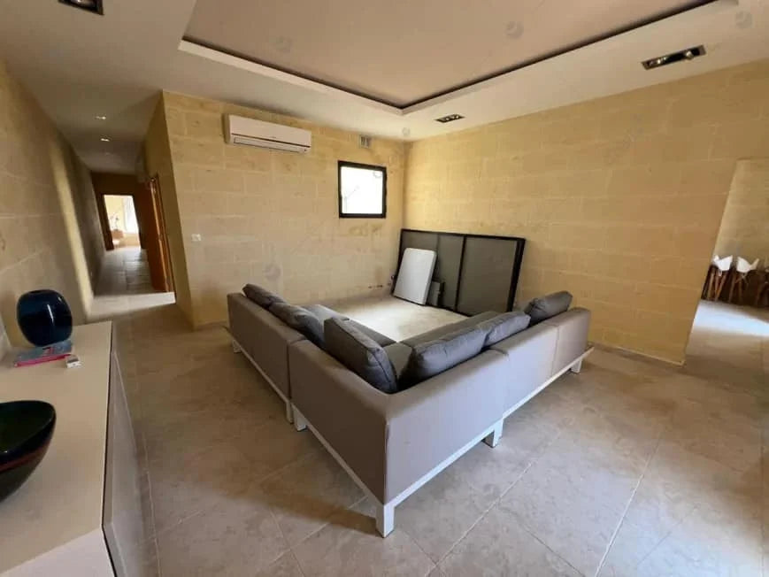 Gozo - Qala Top Floor Apartment