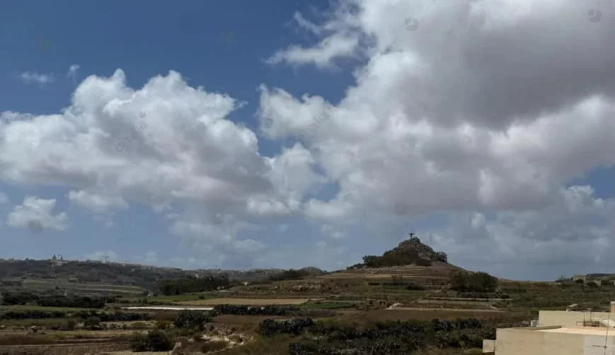 Gozo - Marsalforn Apartment