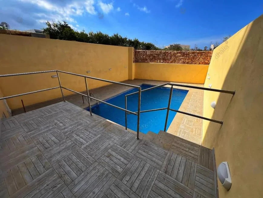 Gozo - Xaghra Top Floor Apartment