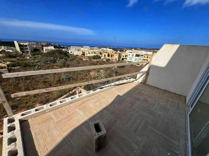 Gozo - Xaghra Top Floor Apartment