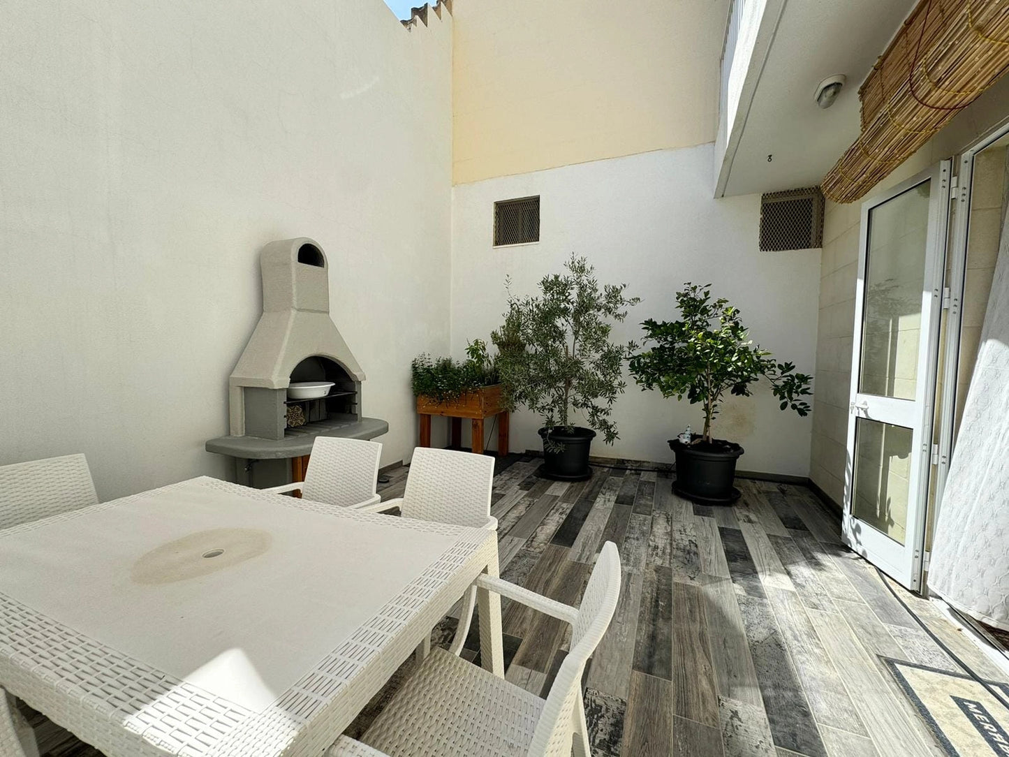 Gozo - Kercem 2-Bedroom Maisonette