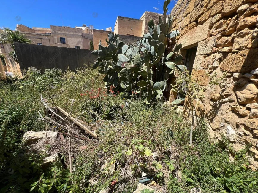 Farmhouse in Gozo Iż-Żebbuġ